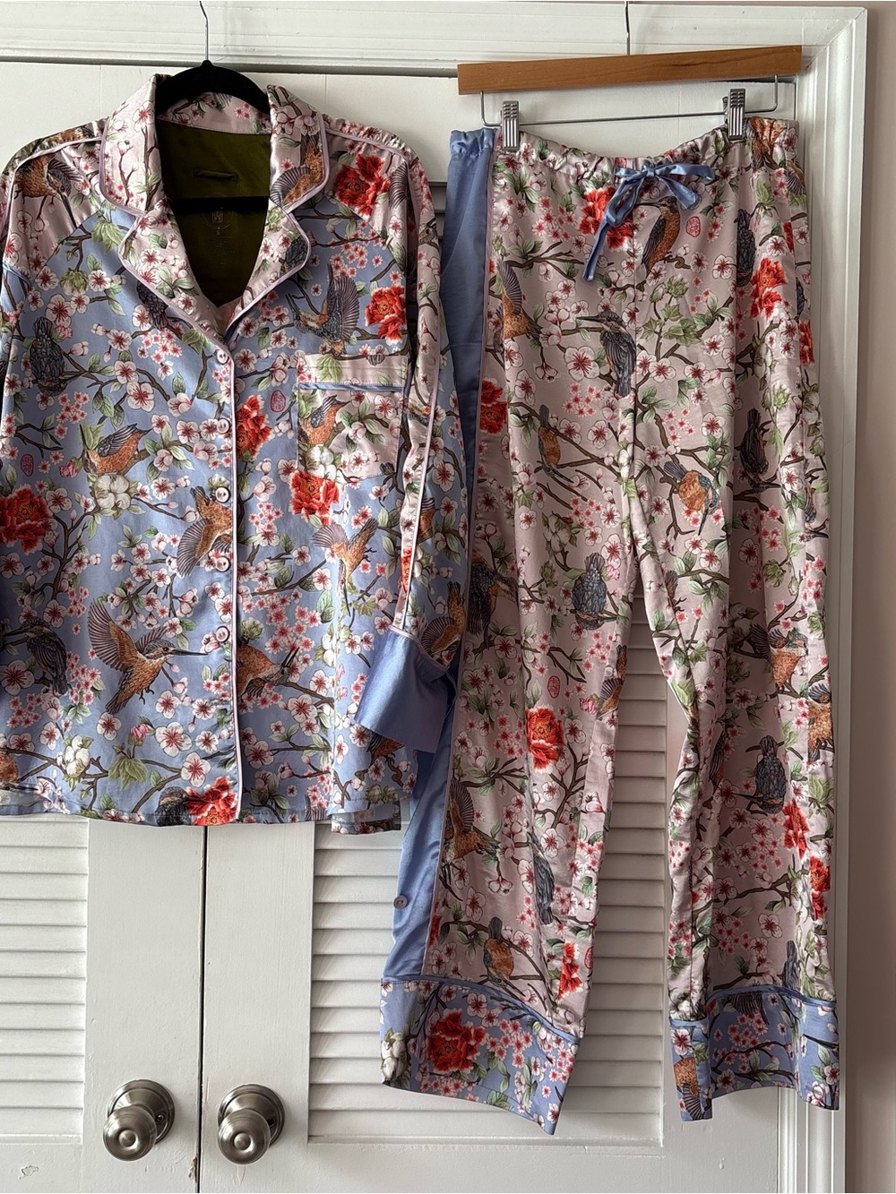 We Are HAH Bird Floral Satin Pajama Set Blue Pink (Women’s Size S)